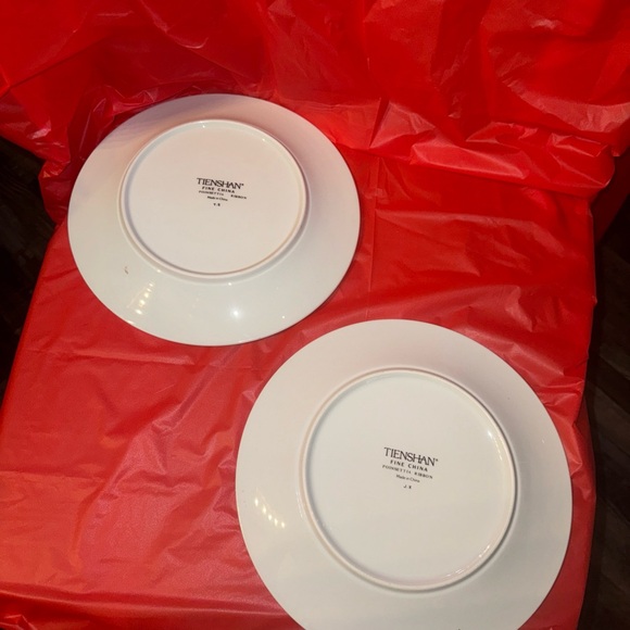 (2) Tienshan Poinsettia and Red Ribbons Dinner Plate 10.5” Christmas Fine China - Picture 3 of 3